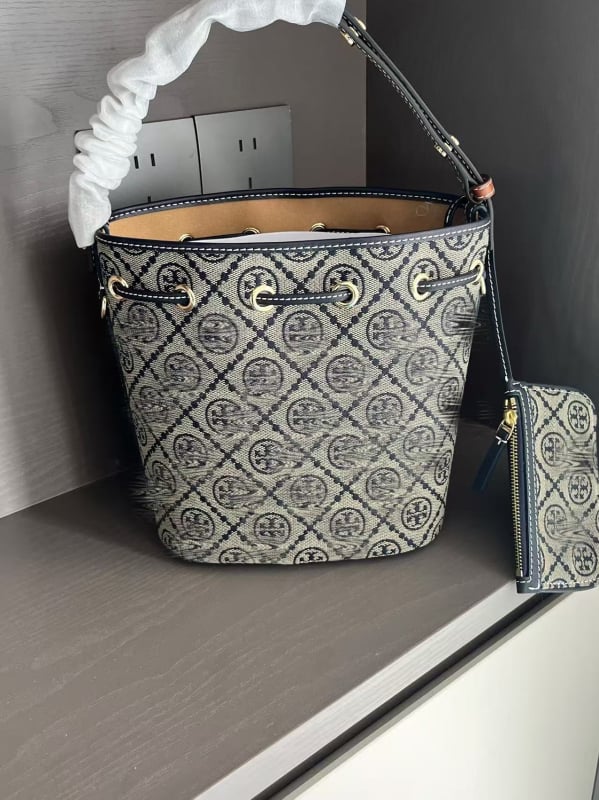 2025 nova denim bucket torba s vrpcom za zatvaranje, crossbody nošenje, ručka i dvostruki remeni
