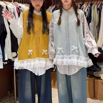 Γυναικείο γιλέκο-καρντίγκαν με ένθετο δαντελένας φιόγκος, στρογγυλός λαιμός, χαλαρή εφαρμογή, 70–80% μαλλί με PU επένδυση