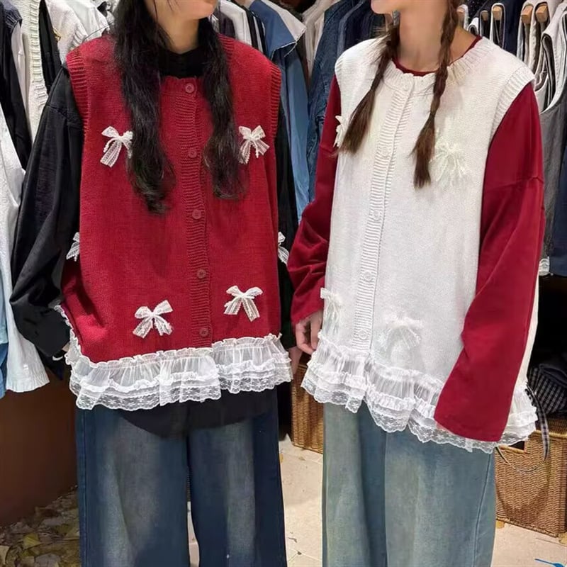 Γυναικείο γιλέκο-καρντίγκαν με ένθετο δαντελένας φιόγκος, στρογγυλός λαιμός, χαλαρή εφαρμογή, 70–80% μαλλί με PU επένδυση