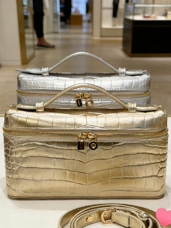 Чанта през рамо с крокодилски модел, естествена кожа, хоризонтално квадратна форма, с цип за отваряне