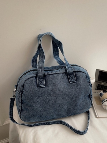Ženska denim crossbody torbica, minimalističkog malog kvadratnog stila, zatvaranje na zatvarač, poliester podstava, skriveni džep sa zatvaračem i džep za telefon