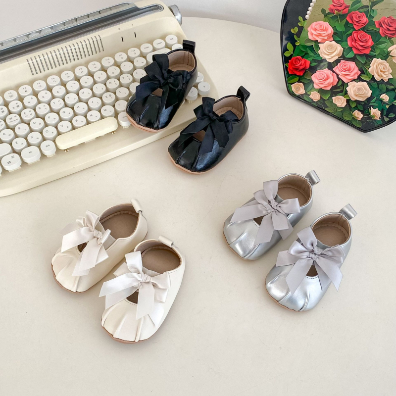 Pantofi bebeluși în stil prințesă, partea superioară PU, talpă din cauciuc, închidere cu elastic, fundă decorativă, antiderapant