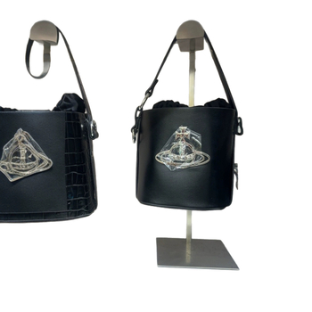 Geantă bucket din PU cu model crocodil, închidere cu șnur, căptușeală din nailon, buzunare interioare pentru telefon și buzunar cu fermoar laminat, două curele