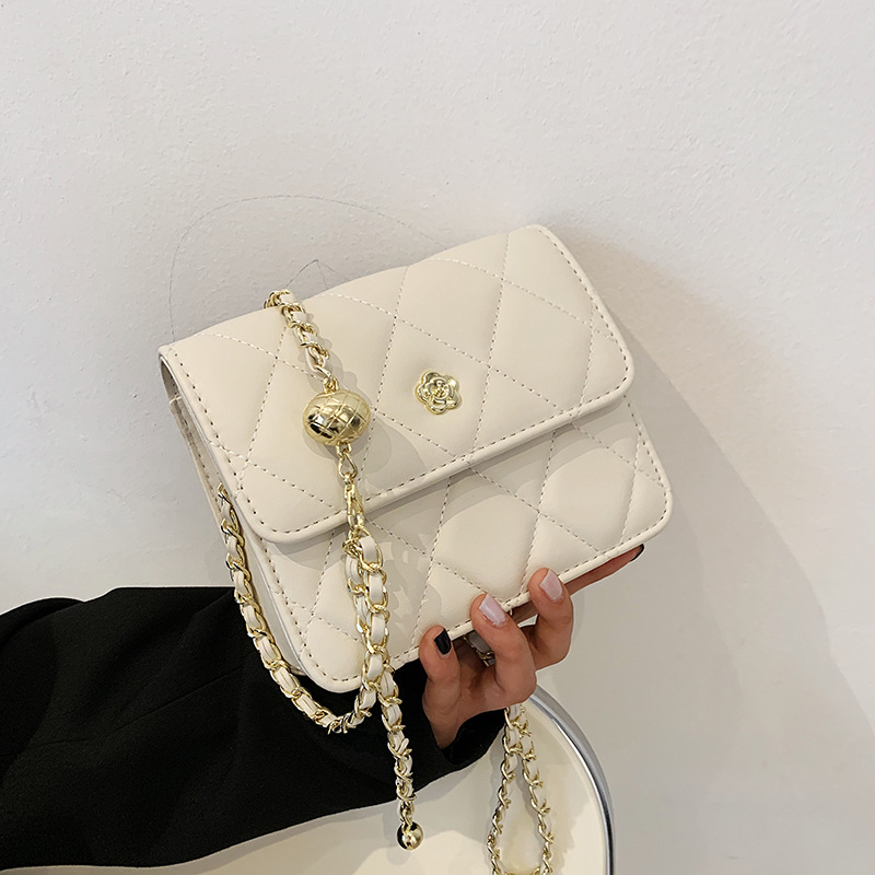 PU kvadratna crossbody torba s preklopnim zatvaranjem, unutarnja džep s zatvaračem, sandwich tip unutarnja podstava, poliester podstava, gradska jednostavnost, horizontalni kvadratni oblik, ljeto 2025