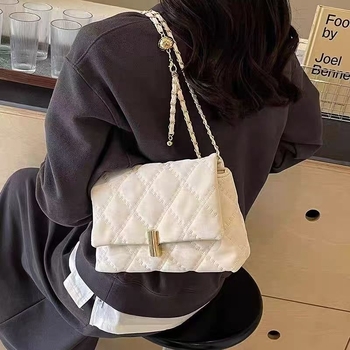 Дамска чанта през рамо с верига, кибер стил, полиестер, облицовка от изкуствена кожа, магнитно копче, марка Autumn Money, за свободно пътуване