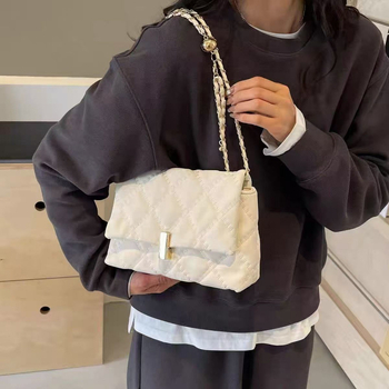 Дамска чанта през рамо с верига, кибер стил, полиестер, облицовка от изкуствена кожа, магнитно копче, марка Autumn Money, за свободно пътуване