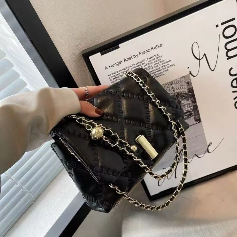 Дамска чанта през рамо с верига, кибер стил, полиестер, облицовка от изкуствена кожа, магнитно копче, марка Autumn Money, за свободно пътуване