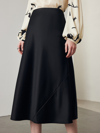 Suknja A-linije od svile Mulberry, kvilirana, srednja duljina, poslovni stil