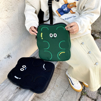 Husă de protecție pentru iPad cu model urs – textil, respirabilă, ultraușoară, rezistentă la uzură, căptușeală din piele întoarsă