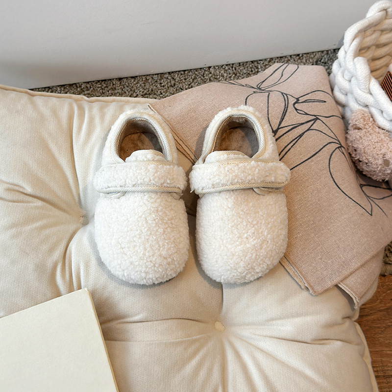 Dječje zimske tenisice s flecom iznutra, Velcro zatvaranje, gumena potplat, za uzrast 4–6 godina (Zima 2024)
