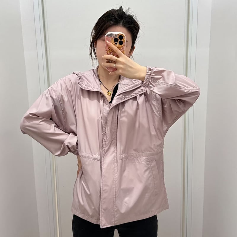 Дамско яке с качулка за UV защита, UPF30+, дълги ръкави, цип отпред, лека полиестрова материя