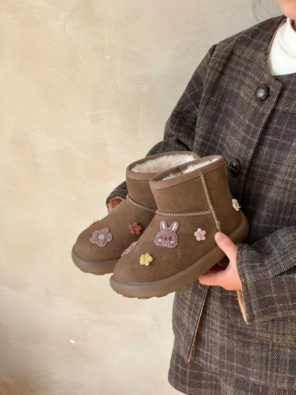 Uniszex téli boka bakancs bársonyos felsőrésszel és gyapot szigeteléssel, rajzfilm mintázat gyerekeknek 7–16 évesek