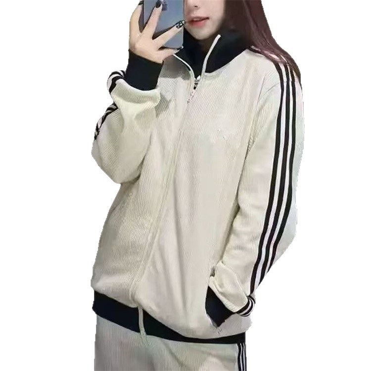 Dzseki — őszi-téli, waffel szövet, hímzett kis címke, álló gallér, vastag anyag