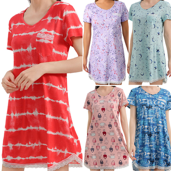 Milk Silk νυχτικό με V-λαιμό, 3/4 μανίκια, μακριά φορεσιά με δαντελένια άκρη και εκτύπωση