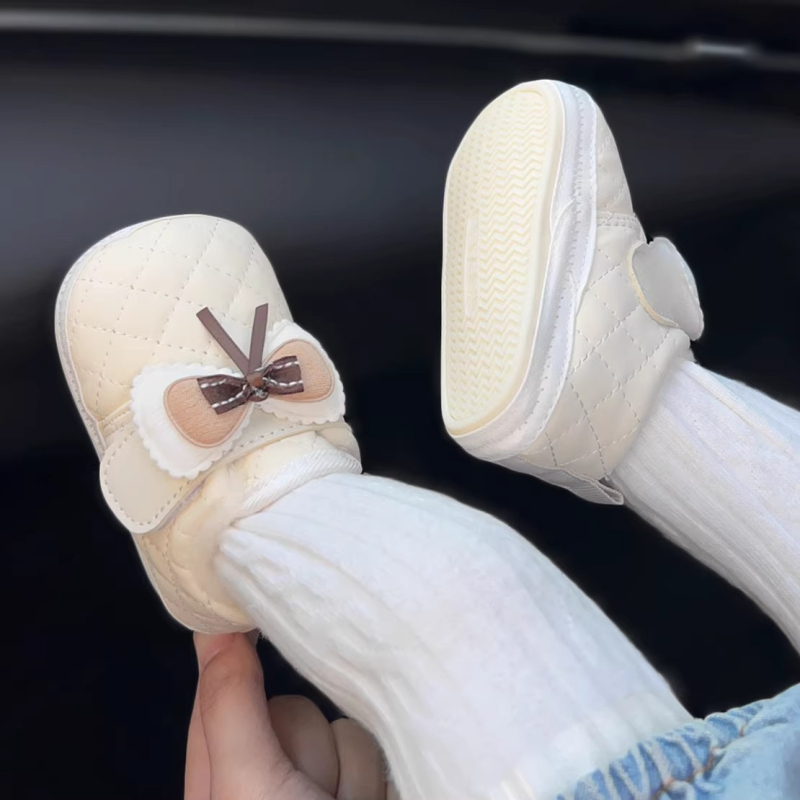 Cipele za bebe djevojčice - umjetna koža, gumeni potplat, protuklizne i tople, Velcro zatvarač