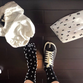 Чорапи със разделени пръсти с числова шарка, средна дължина, памук, японски стил