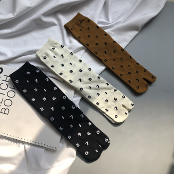 Чорапи със разделени пръсти с числова шарка, средна дължина, памук, японски стил