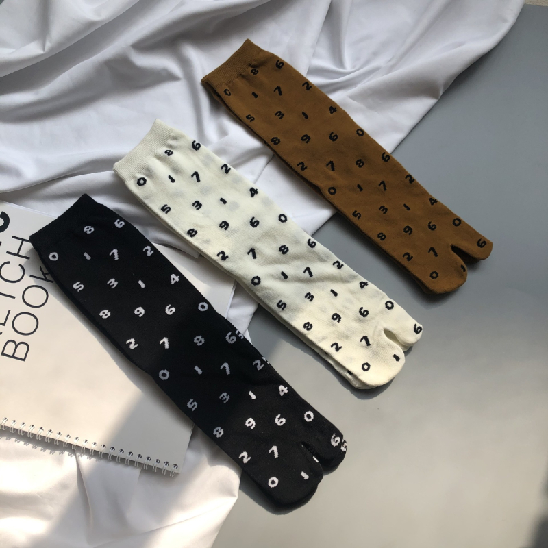 Чорапи със разделени пръсти с числова шарка, средна дължина, памук, японски стил
