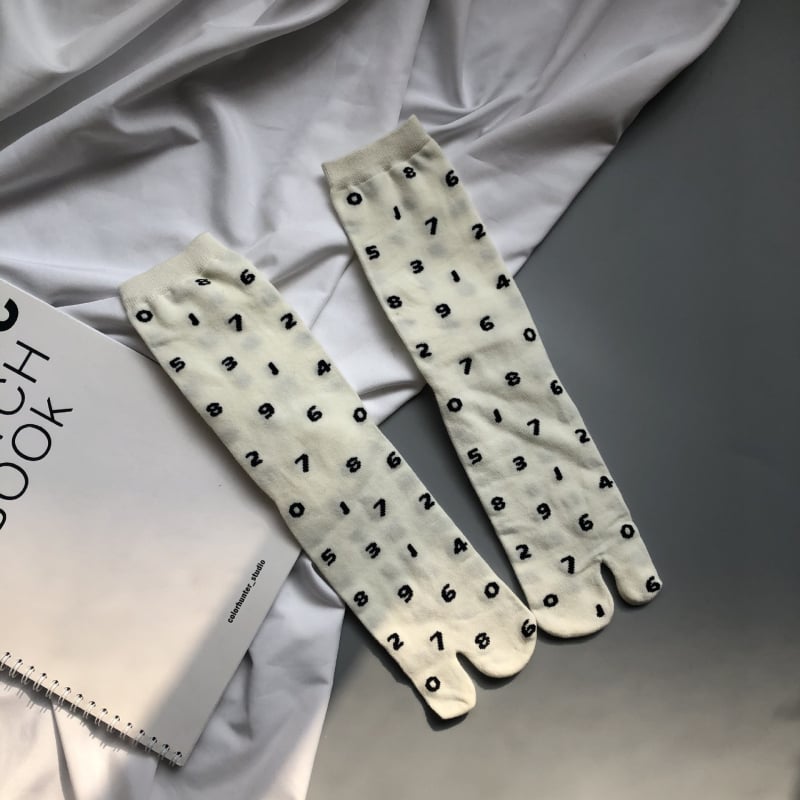 Чорапи със разделени пръсти с числова шарка, средна дължина, памук, японски стил