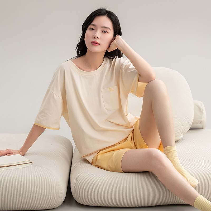 Ljetni set ženskih pidžama od 100% pamuka, antibakterijski, okrugli izrez, rukav 3/4, kratke hlače