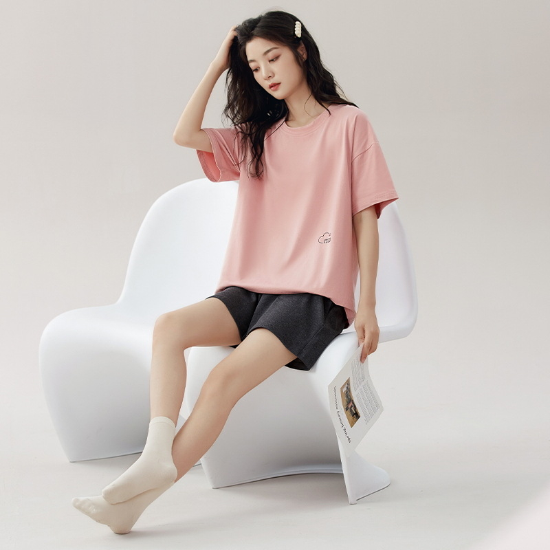 Ljetni set ženskih pidžama od 100% pamuka, antibakterijski, okrugli izrez, rukav 3/4, kratke hlače