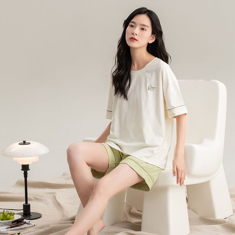 Ljetni set ženskih pidžama od 100% pamuka, antibakterijski, okrugli izrez, rukav 3/4, kratke hlače