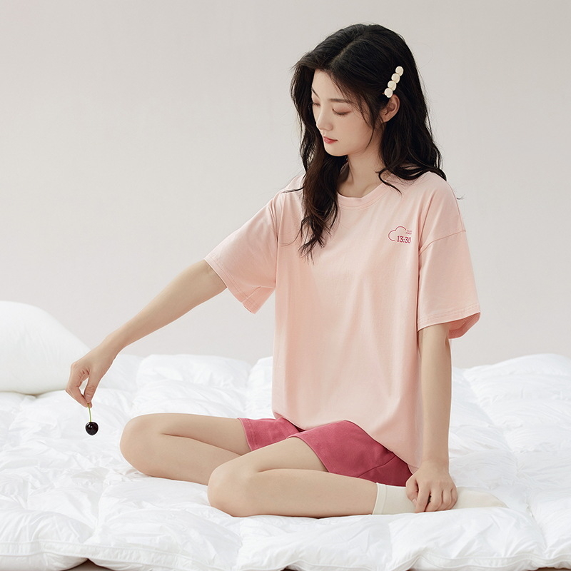 Ljetni set ženskih pidžama od 100% pamuka, antibakterijski, okrugli izrez, rukav 3/4, kratke hlače