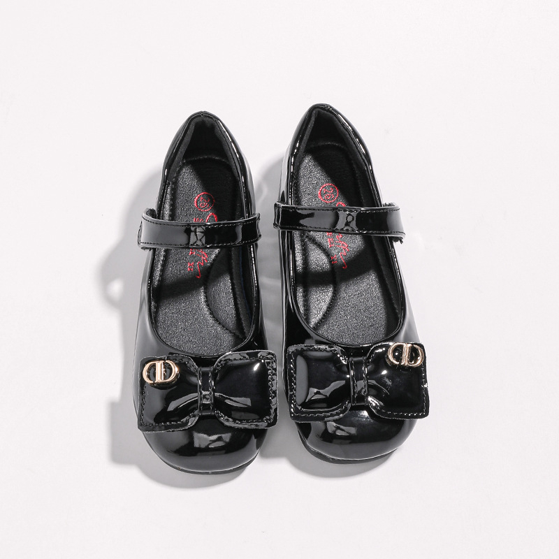 Gyerekeknek készült bőrcipő, hercegnő-stílusú, alacsony felsőrésszel, Velcro-zár, felsőrész: microfibéra, belső: PU, talp: PU