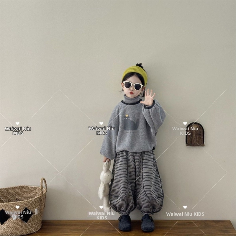 Kisgyermekek téli két darabos szett — koreai stílus, rajzfilm motívum, vastag pulóver és egyszínű nadrág, 0–1 éves korosztály, anyag: rayon, fő szövet: nyúl szőr 80–90%