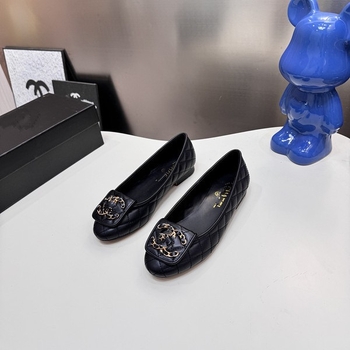 Γυναικείες φλατ από γνήσιο δέρμα — στρογγυλός μπροστινό μέρος, χαμηλό τακούνι (<3 cm), πάτος από γνήσιο δέρμα, σόλα από καουτσούκ