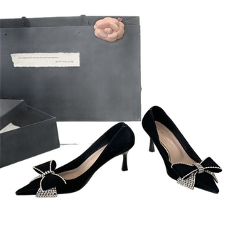 Γόβες με μυτερό δάχτυλο και φιόγγο με αλυσίδα από κρύσταλλα, PU επάνω, καουτσούκ σόλα, τακούνι 3–6 εκ, γυναικείες παπούτσια