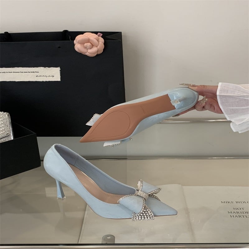 Γόβες με μυτερό δάχτυλο και φιόγγο με αλυσίδα από κρύσταλλα, PU επάνω, καουτσούκ σόλα, τακούνι 3–6 εκ, γυναικείες παπούτσια