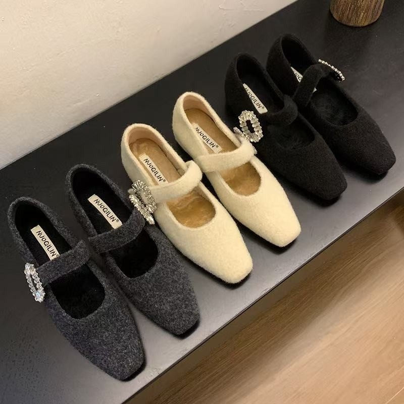 Ženske Mary Jane cipele, kvadratnog vrha, velur gornji dio, niski debeli pet, slip-on, gumeni potplat