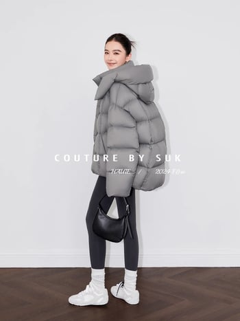 Dámska zimná bunda s kapucňou z bieleho husieho downu, obsah downu 86–90%, výplň 201–300 g, nylonový materiál, úzky strih, zips, odnímateľná kapucňa