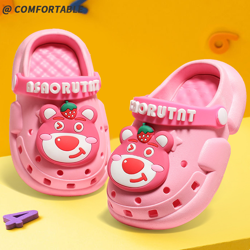 Papuci de casă pentru copii, Strawberry Bear cu vârf închis (PVC partea superioară, 4–12 ani, sex neutru, Cartoon Paradise, Primăvara 2025)