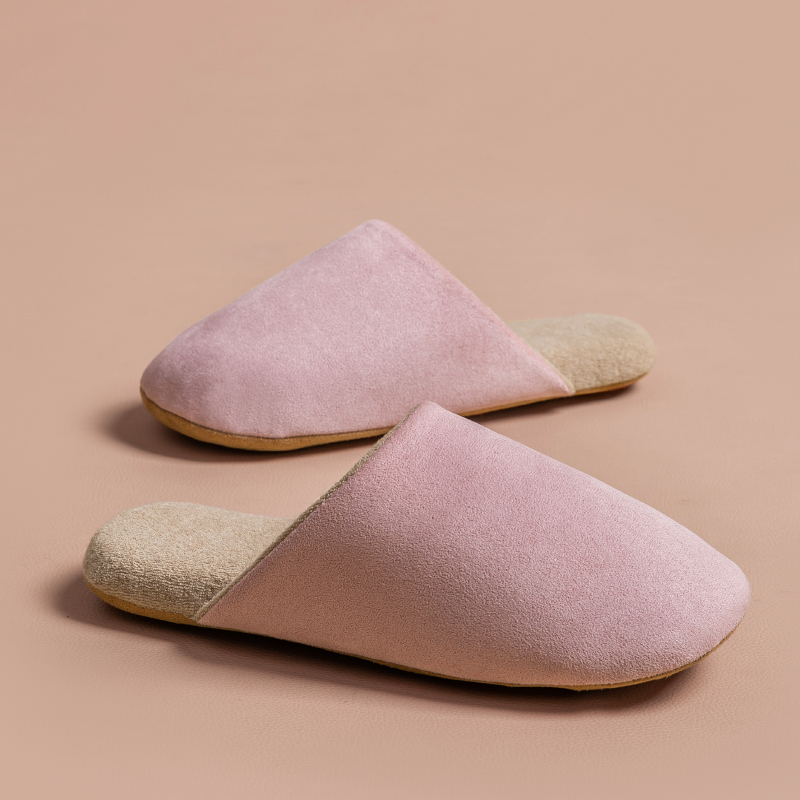 Papuci de interior pentru bărbați din nubuk, cu talpă antiderapantă, slip-on, model de iarnă 2025.