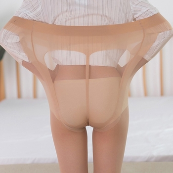 Γυναικείες κάλτσες – λεπτό νάιλον, 70-80% περιεκτικότητα σε νάιλον, μονόχρωμο σχέδιο