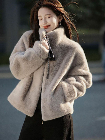 Ženska jakna od umjetnog krzna Rex Rabbit, Mink Velvet završna površina, kratka duljina (40–50 cm), stojeći ovratnik, dugi rukavi