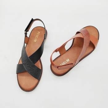 Ρωμαϊκά σανδάλια με εκτύπωση φιδιού, κλείσιμο με αγκράφα, PU πάνω μέρος, καουτσούκ σόλα, επίπεδη σόλα