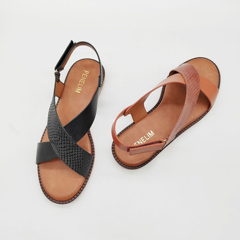 Ρωμαϊκά σανδάλια με εκτύπωση φιδιού, κλείσιμο με αγκράφα, PU πάνω μέρος, καουτσούκ σόλα, επίπεδη σόλα