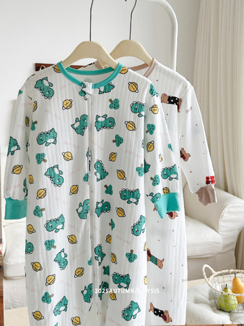 Salopetă de somn pentru copii din bumbac pur, exterior din bumbac peste 95%, căptușeală și umplutură din bumbac, siguranță clasă A, potrivită pentru primăvară și toamnă, copii 3–8 ani.