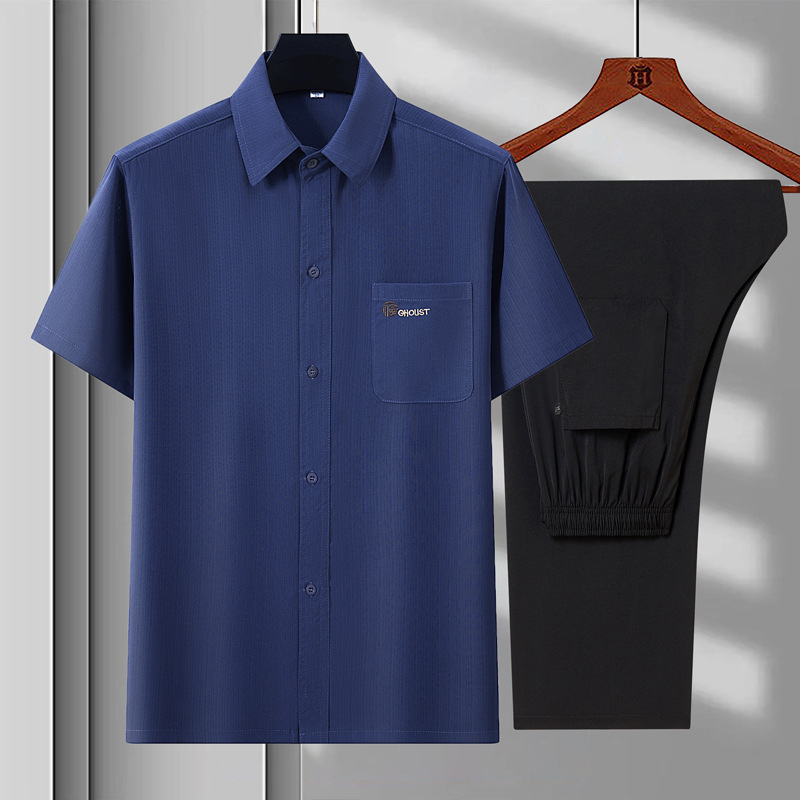 Cămașă de vară pentru bărbați în vârstă – ușoară, cu mânecă scurtă, dungată, din amestec poliester, respirabil, croială lejeră, fără necesitate de călcare