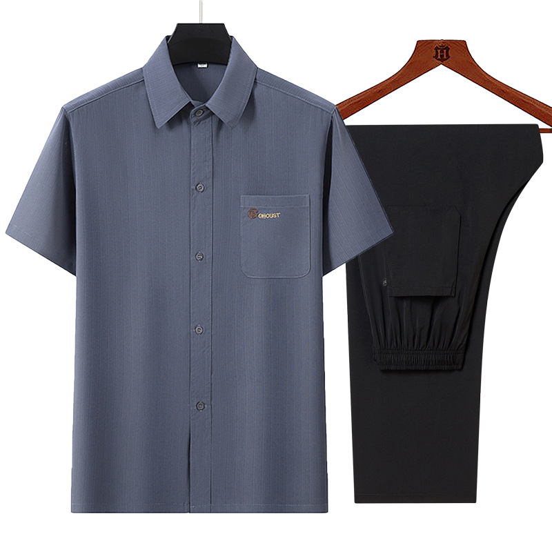 Cămașă de vară pentru bărbați în vârstă – ușoară, cu mânecă scurtă, dungată, din amestec poliester, respirabil, croială lejeră, fără necesitate de călcare