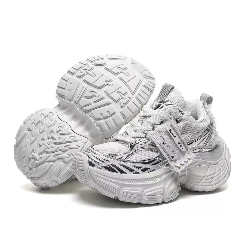 Muške tenisice tipa dad shoes s debelom potplatom za povećanje visine, retro dizajn, ulični stil (unisex). Gornji materijal: koža; Đon: guma; Zatvaranje: vezanje; Visina pete: 3–5 cm