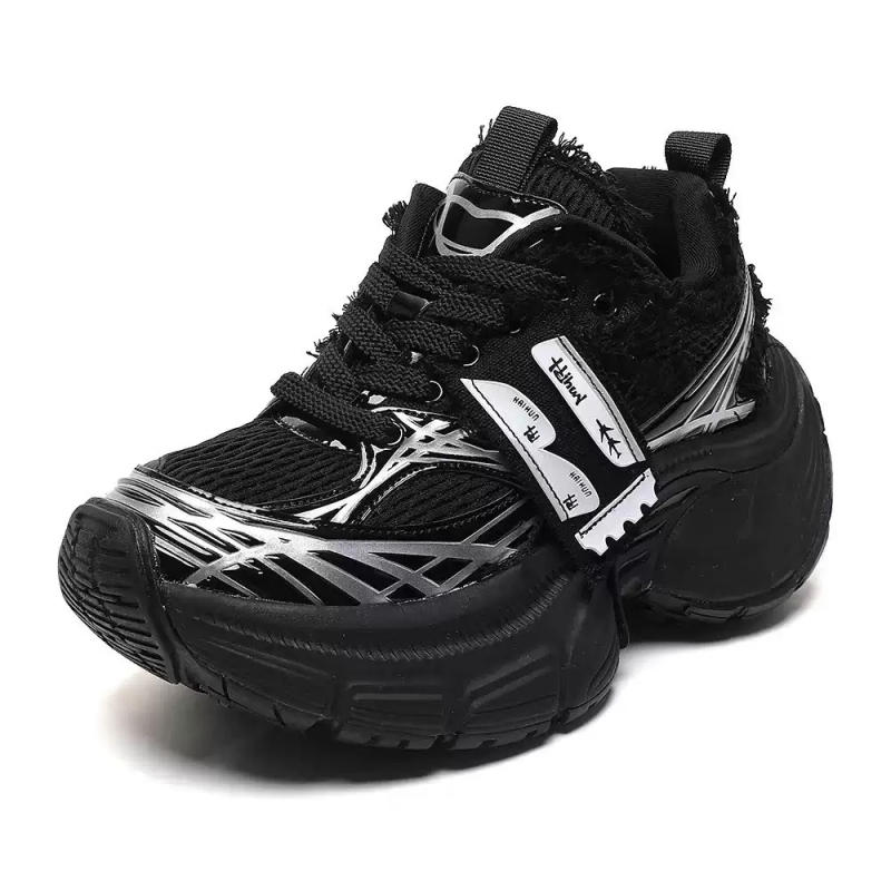 Muške tenisice tipa dad shoes s debelom potplatom za povećanje visine, retro dizajn, ulični stil (unisex). Gornji materijal: koža; Đon: guma; Zatvaranje: vezanje; Visina pete: 3–5 cm