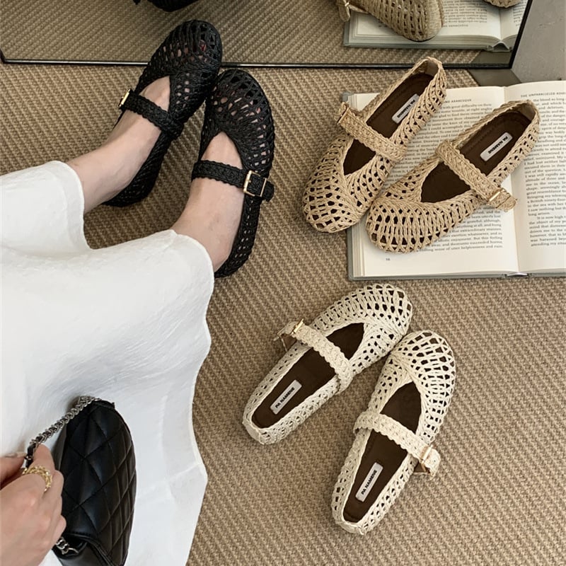 Sandale de plajă cu partea superioară din Super Fiber, talpă din cauciuc, vârf rotund, închidere cu cataramă și curea de gleznă