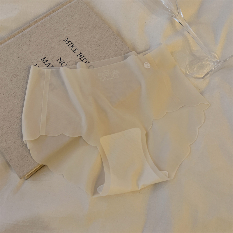Ženske gaćice od ice silk, niski struk, s najlonskom podstavom, prozračne