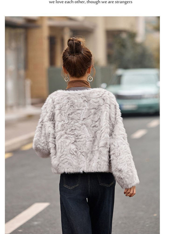 Ženski kaput od Mink Velvet - okrugli izrez, ultrakruta duljina ≤40 cm, jesen-zima 2025