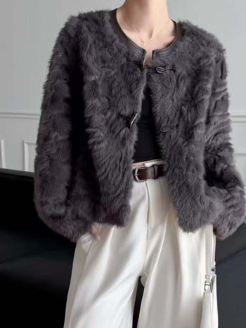 Ženski kaput od Mink Velvet - okrugli izrez, ultrakruta duljina ≤40 cm, jesen-zima 2025