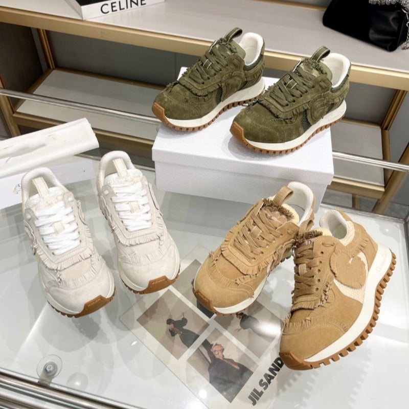 Γυναικεία δερμάτινα sneakers με χαμηλό προφίλ, επάνω μέρος από δέρμα, εσωτερικό από δέρμα, σόλα από καουτσούκ, αναπνέοντα και ελαφριά